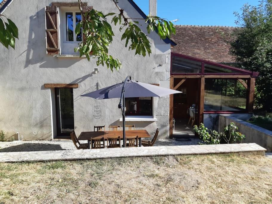 Maison Village 4 Chambres 30 Minutes Du Zoo De Beauval Saint-Cyran-du-Jambot Exterior foto