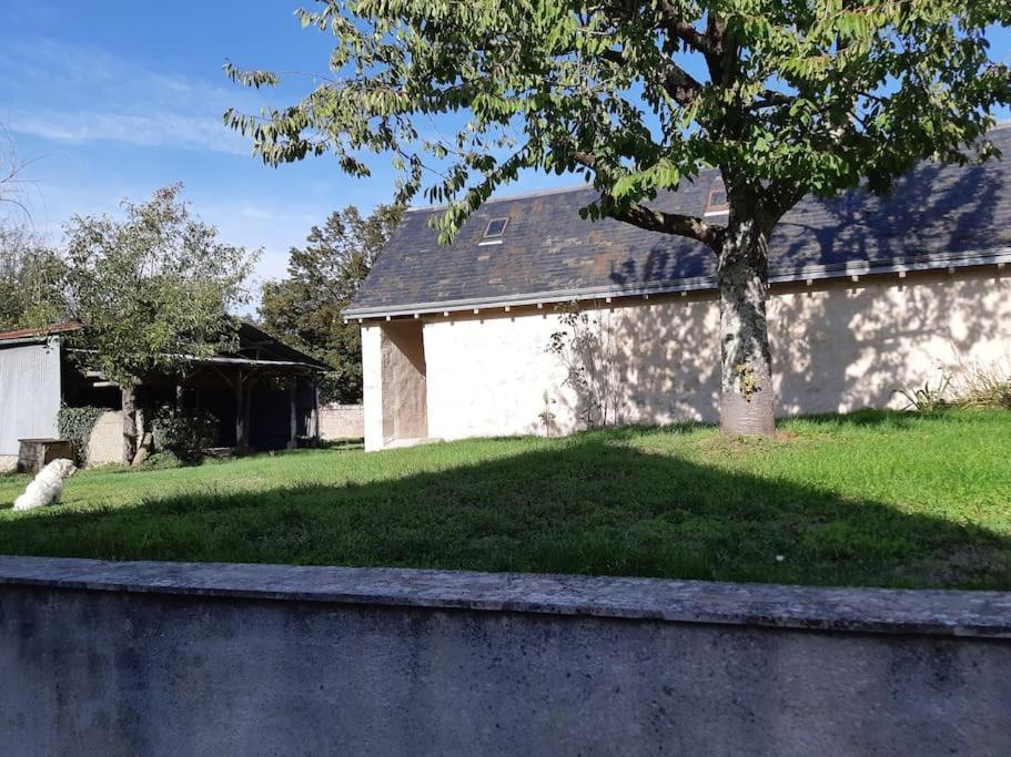 Maison Village 4 Chambres 30 Minutes Du Zoo De Beauval Saint-Cyran-du-Jambot Exterior foto